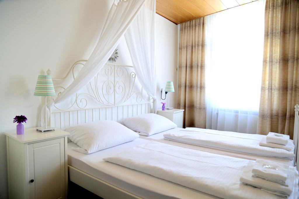 City Hotel Hunsruecker Hof Бопард Екстериор снимка